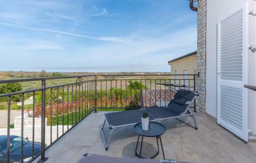 Holiday House Businia With Whirlpool