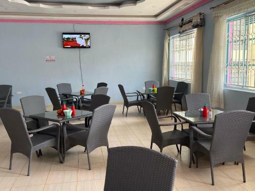 Hotel Monga?re Lodge And Restaurant
