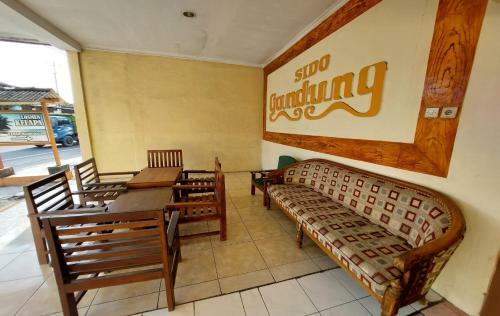 Hotel Parangtritis Widodo Tustiyani