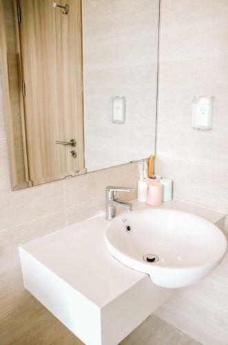 Apartamento Bon Homestay View Bi?n H? Long