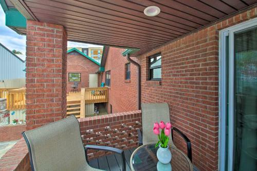 Lakefront Hot Springs Home With Grill And 2 Docks