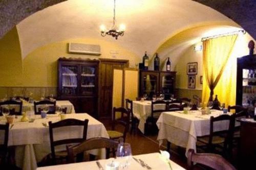 Hotel Tavernola - Locanda Di Campagna
