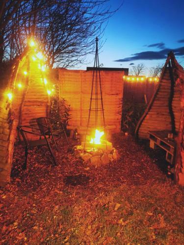Hostal Magical Stay, Hottub And Glamping Experience
