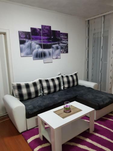 Apartamento Dvosoban Stan,55 Kvadrata