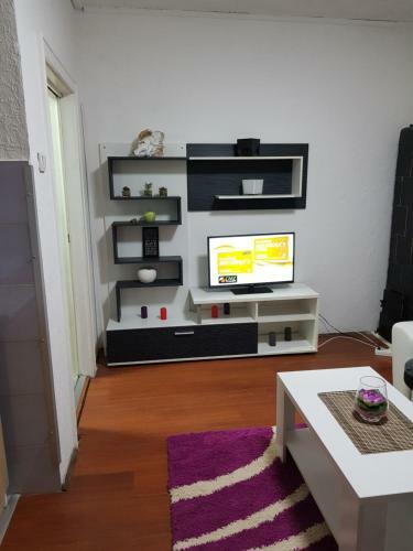 Apartamento Dvosoban Stan,55 Kvadrata