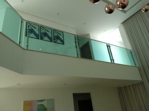 Casa Alto Padr�o 7 Su�tes - Guarajuba