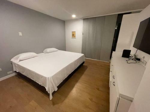 Lovely Apartment In The Hearth Of El Poblado