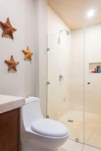 Apartamento Enchanting 4 Bedroom Ph, Steps From The Beach