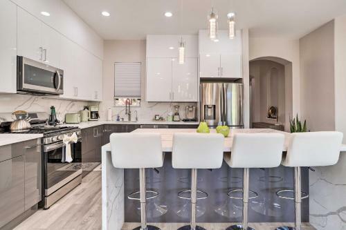 Immaculate Indio House With Private Pool And Spa!