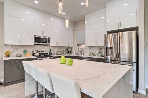 Immaculate Indio House With Private Pool And Spa!