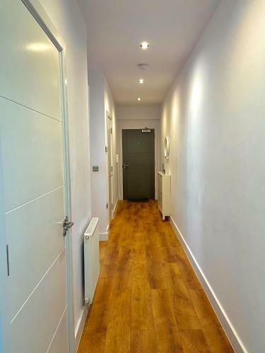 Modern Birmingham City Centre Apartment