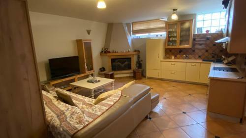 Seaside Family Apartment - Kalamata