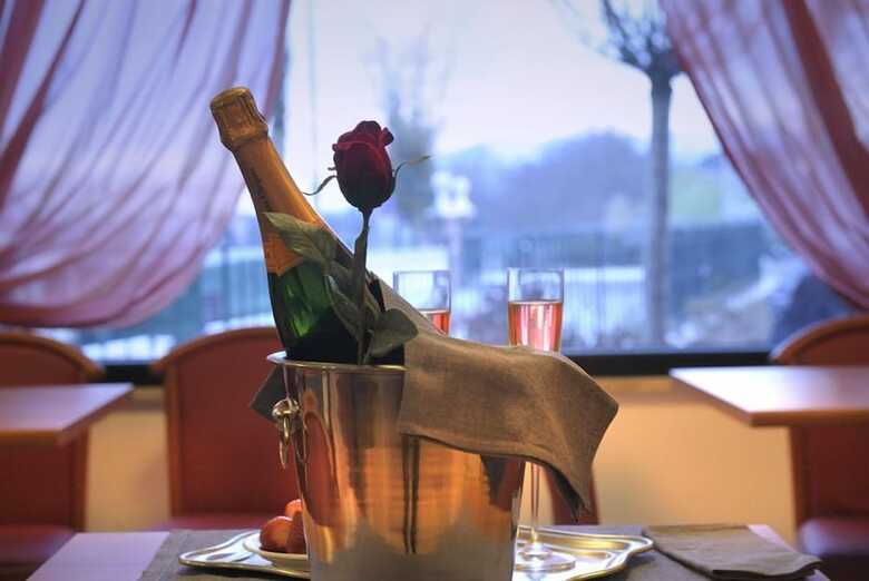 Fashion Hotel