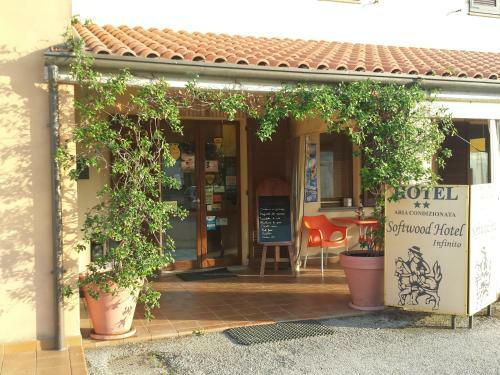 Hotel Softwood