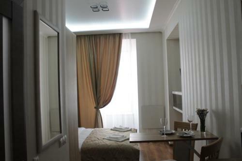 Stephanie Apartament At Staroyevreys?ka Street