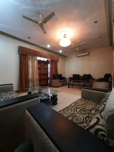 Hill View 3 Bedroom Villa/ 30 Km From Nainital