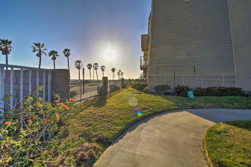 Apartamento Oceanfront Condo With Pool - Steps To The Beach