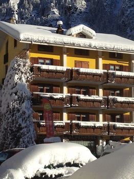 Hotel Albergo Alpenrose