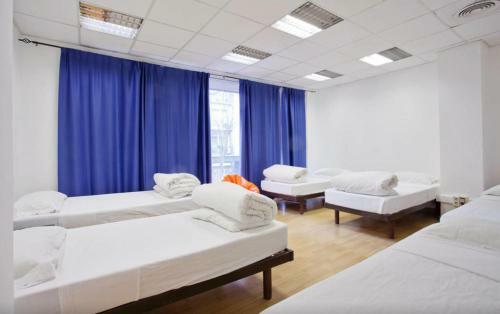 Holidaysbcn Hostel