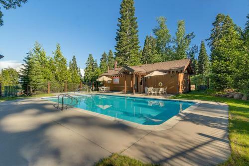Rocky Ridge Retreat