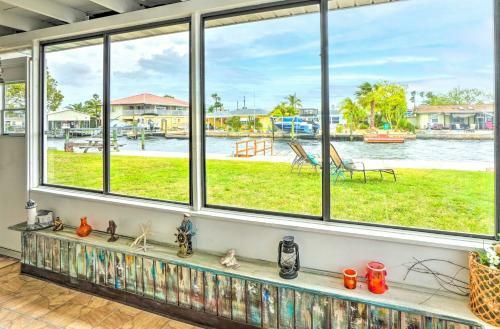 Colorful Hudson Home On Canal With Boat Dock!