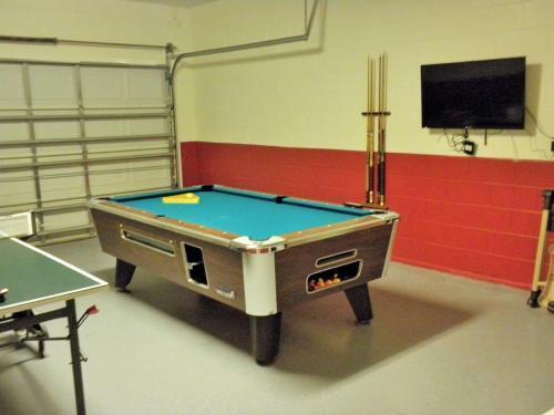 Modern Charm 4 Bdm Villa With Pool Spa Game Villa