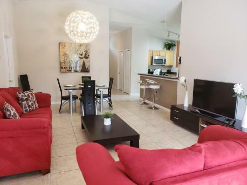 Camile's Sandy Ridge Villa Home