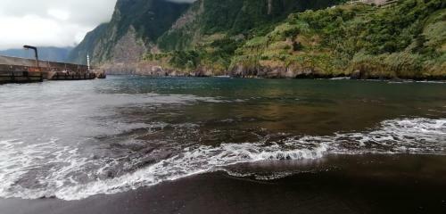 Chal� Seixal-sea View