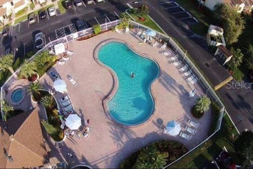 Clubview Holiday Condo