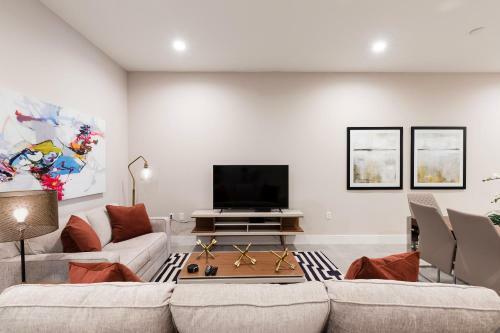 Hotel Summerville Resort 4 Bedrooms Villa