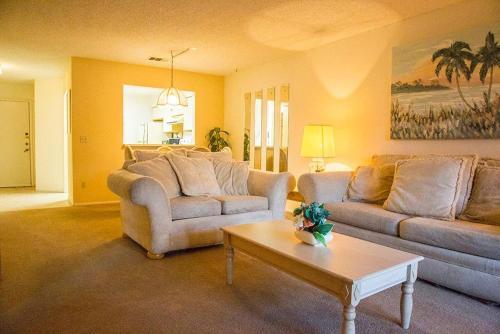 Clubview Country Club Condo