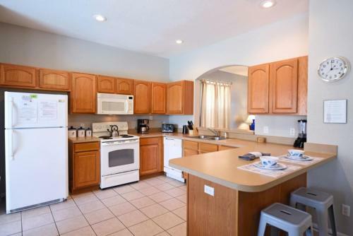 Beautiful 6bd Pool Gm Hm The Windsor Hills-7767ts