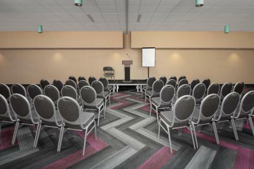 Hotel Tru By Hilton Orlando Convention Center