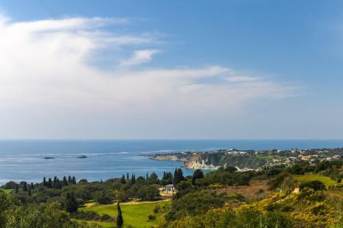 Charis - Zeus Blue Villas, Kefalonia