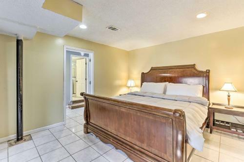 Lovely Lawrenceville Getaway With Private Yard!