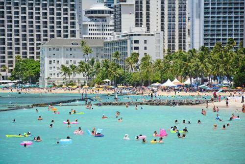 Waikiki Shore #308