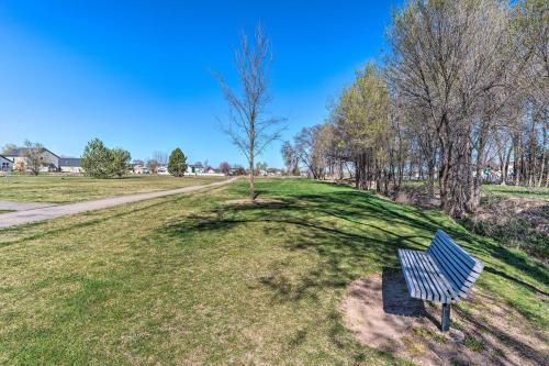 Stunning Nampa Home Nearby Park With Fire Pit!