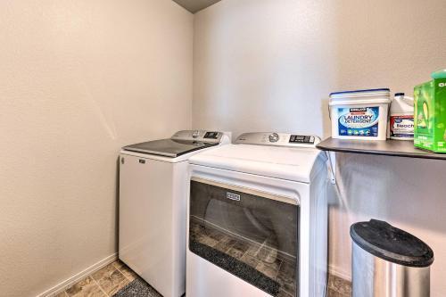 Stunning Nampa Home Nearby Park With Fire Pit!