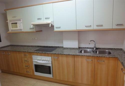 Beautiful Apartment In Front Of Th