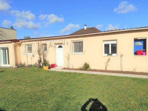 Jolie Maison Avec Jardin Proche De Paris Et Disney
