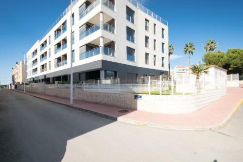 010 New Beach Apartment - Alicante Holiday