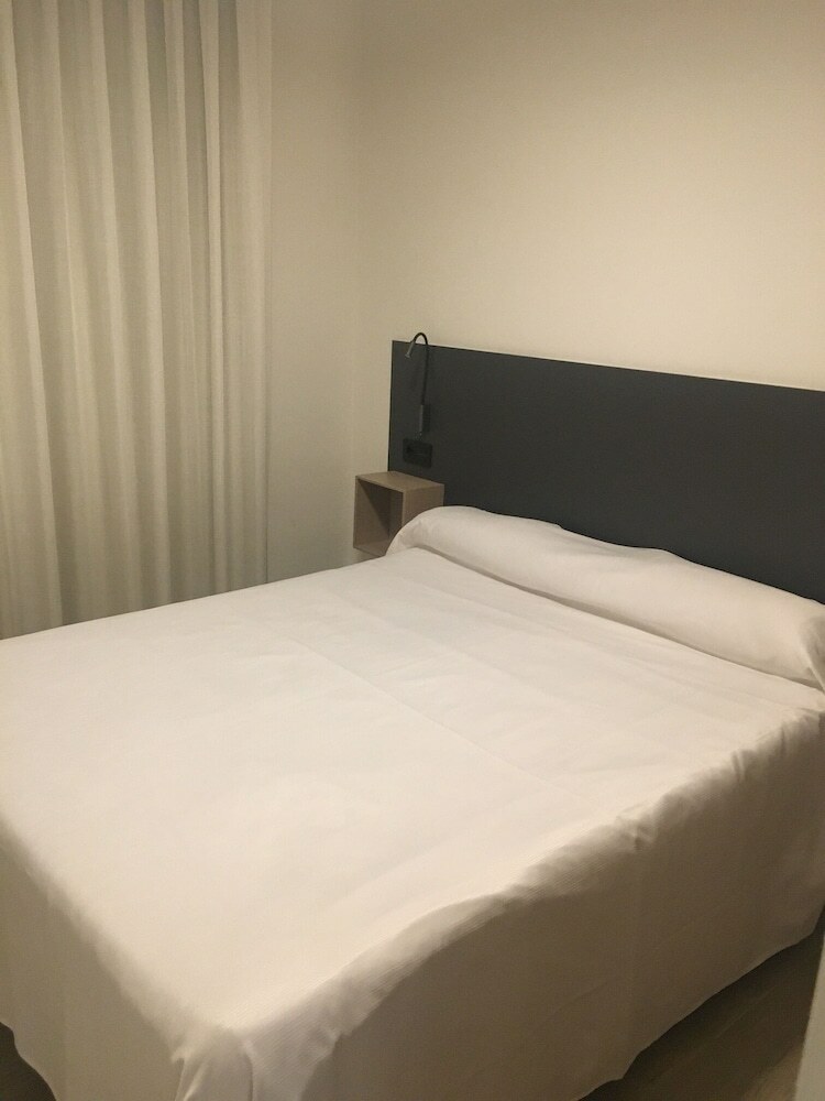 Hotel Raval De La Mar