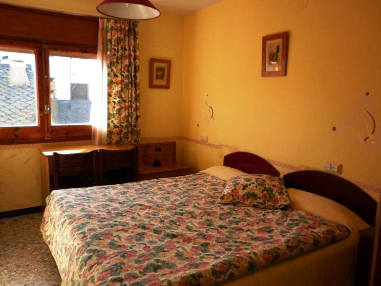 Hostal Fonda Cerdanya