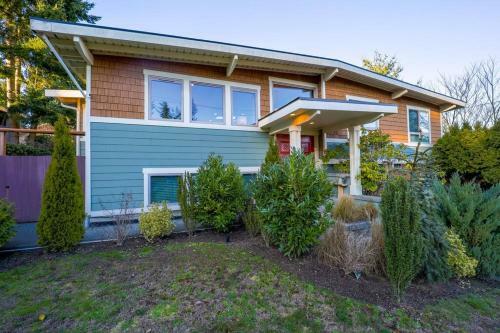 Modern Lake Hills Villa, Ideal Long Or Shared Stay