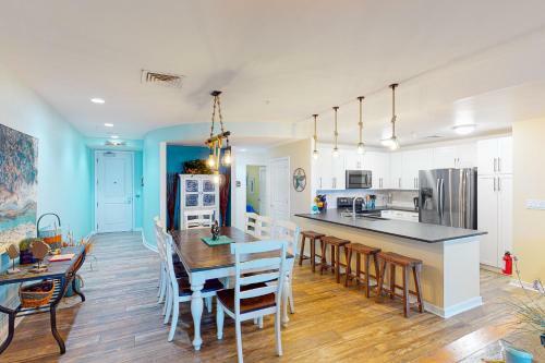 The Sanctuary - Vitamin Sea A206