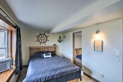 Sheboygan Home With Private Hot Tub And Fire Pit!