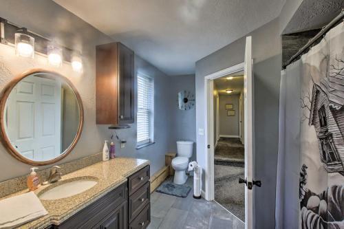 Sheboygan Home With Private Hot Tub And Fire Pit!