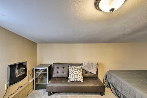 Downtown Sheboygan Apartment With Private Deck!