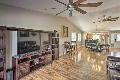 Fort Mohave Home With Grill, Golf Course Views!
