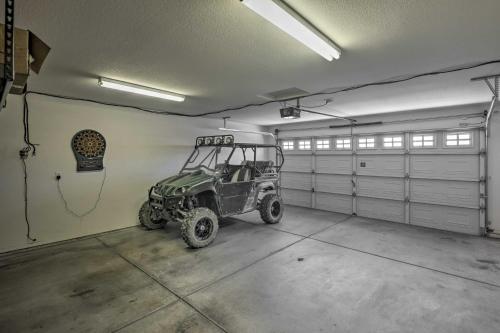 Fort Mohave Home With Grill, Golf Course Views!